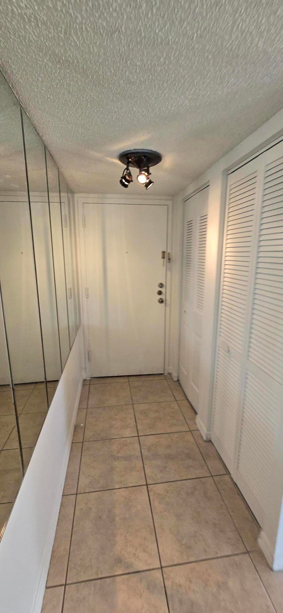 4154 Inverrary Drive 302