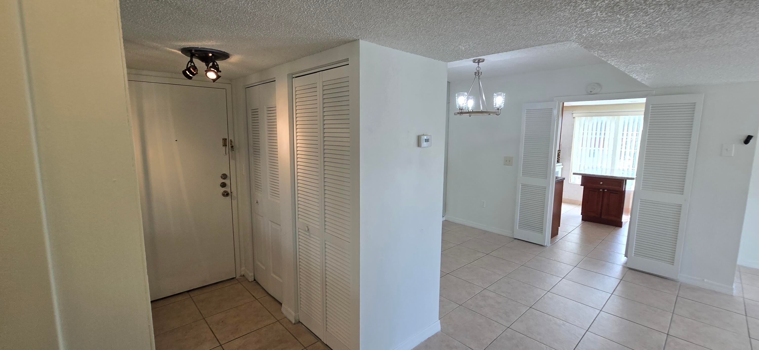 4154 Inverrary Drive 302