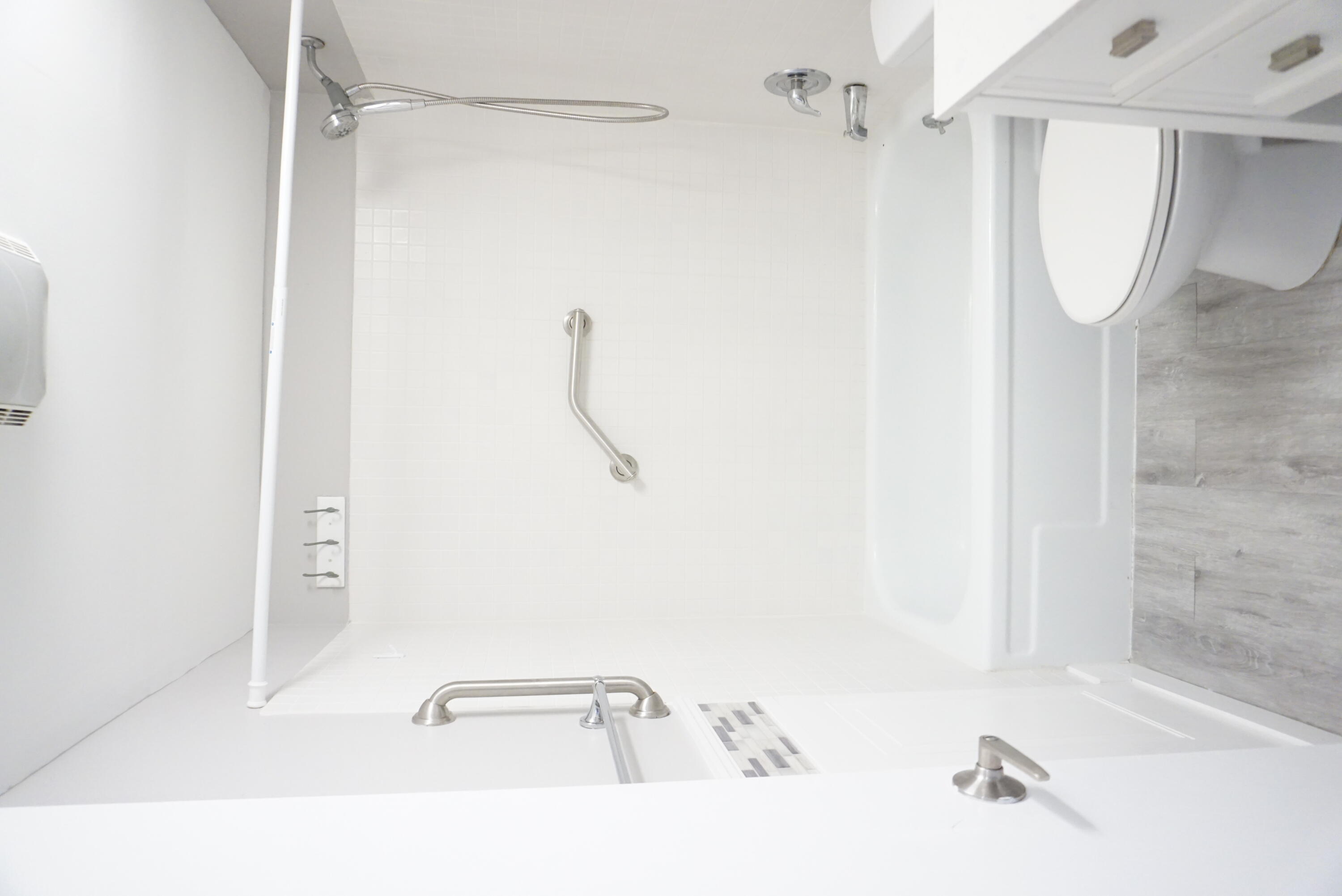 Century Village - CHATHAM CONDOS - Residential Lease
