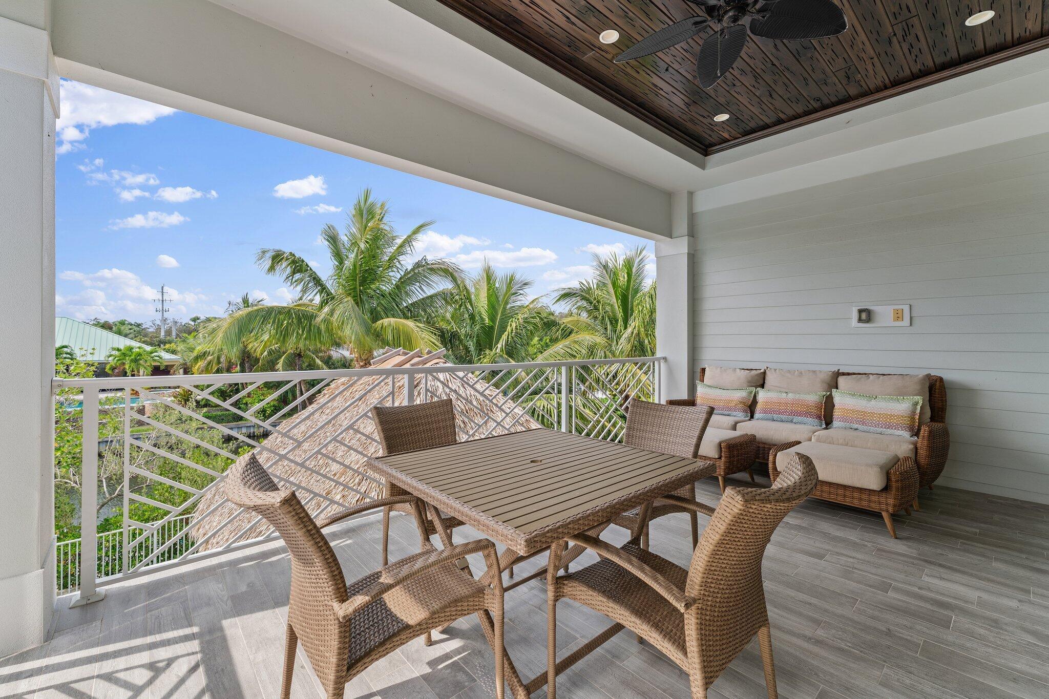 INTRACOASTAL PARK - Residential