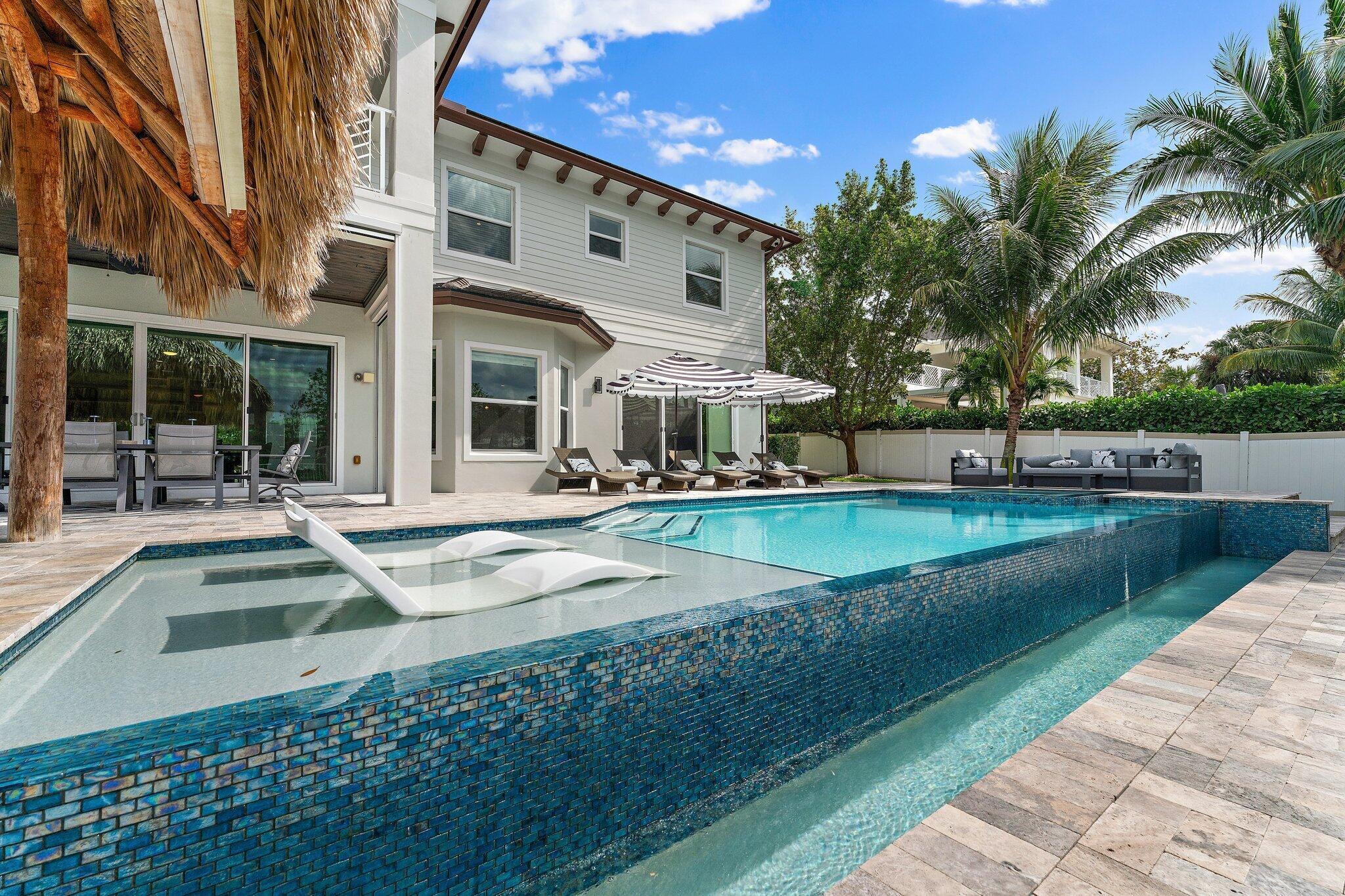 INTRACOASTAL PARK - Residential
