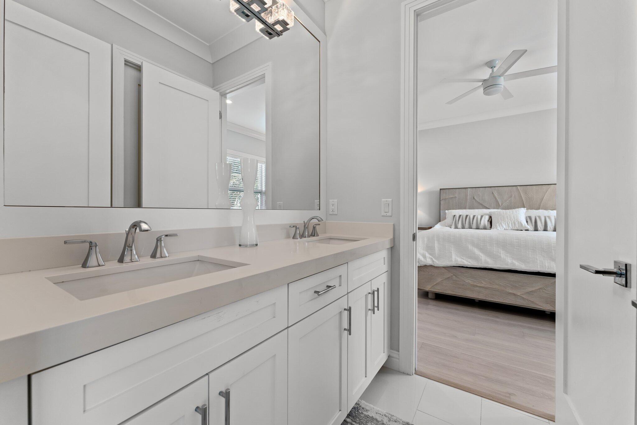 INTRACOASTAL PARK - Residential