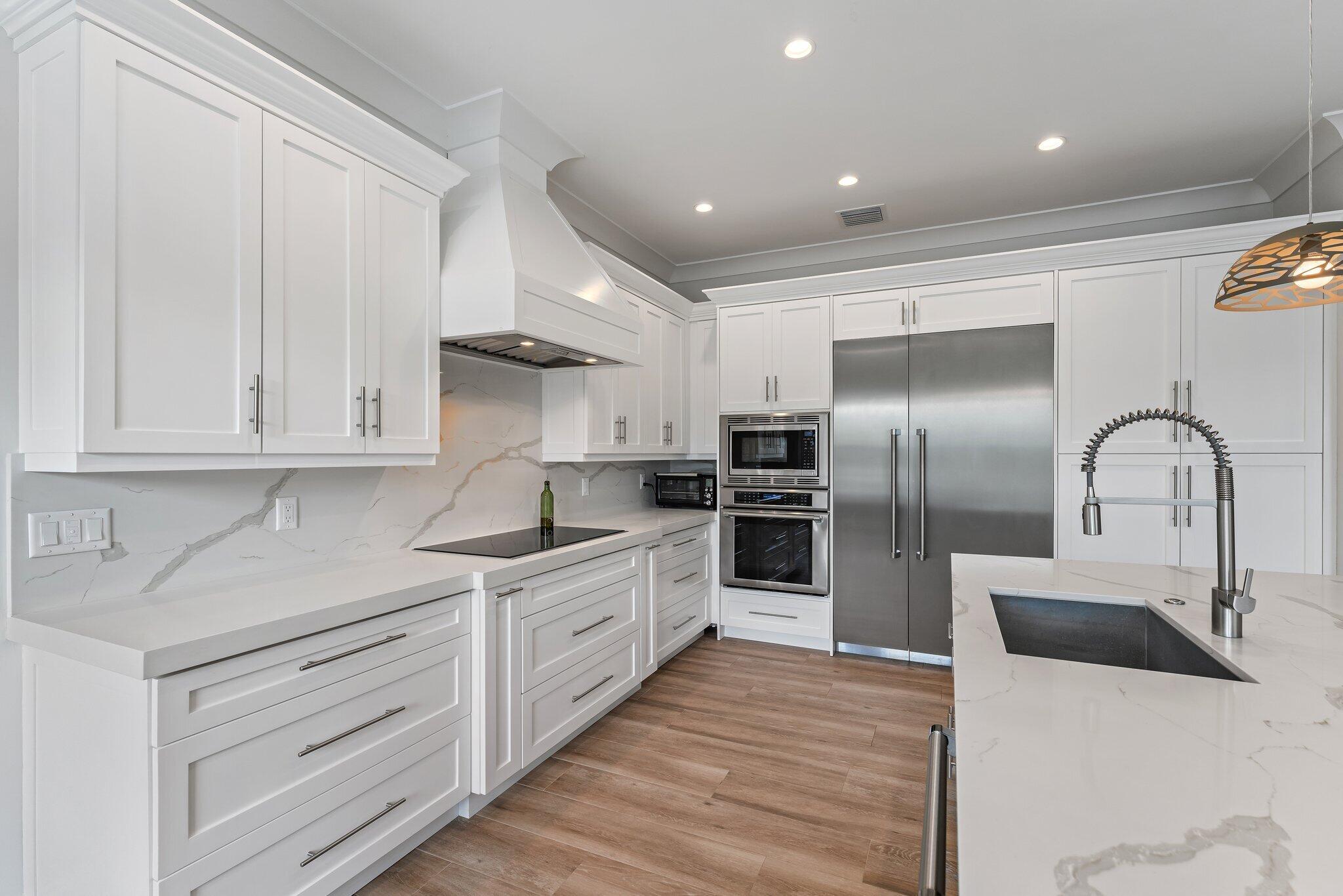 INTRACOASTAL PARK - Residential
