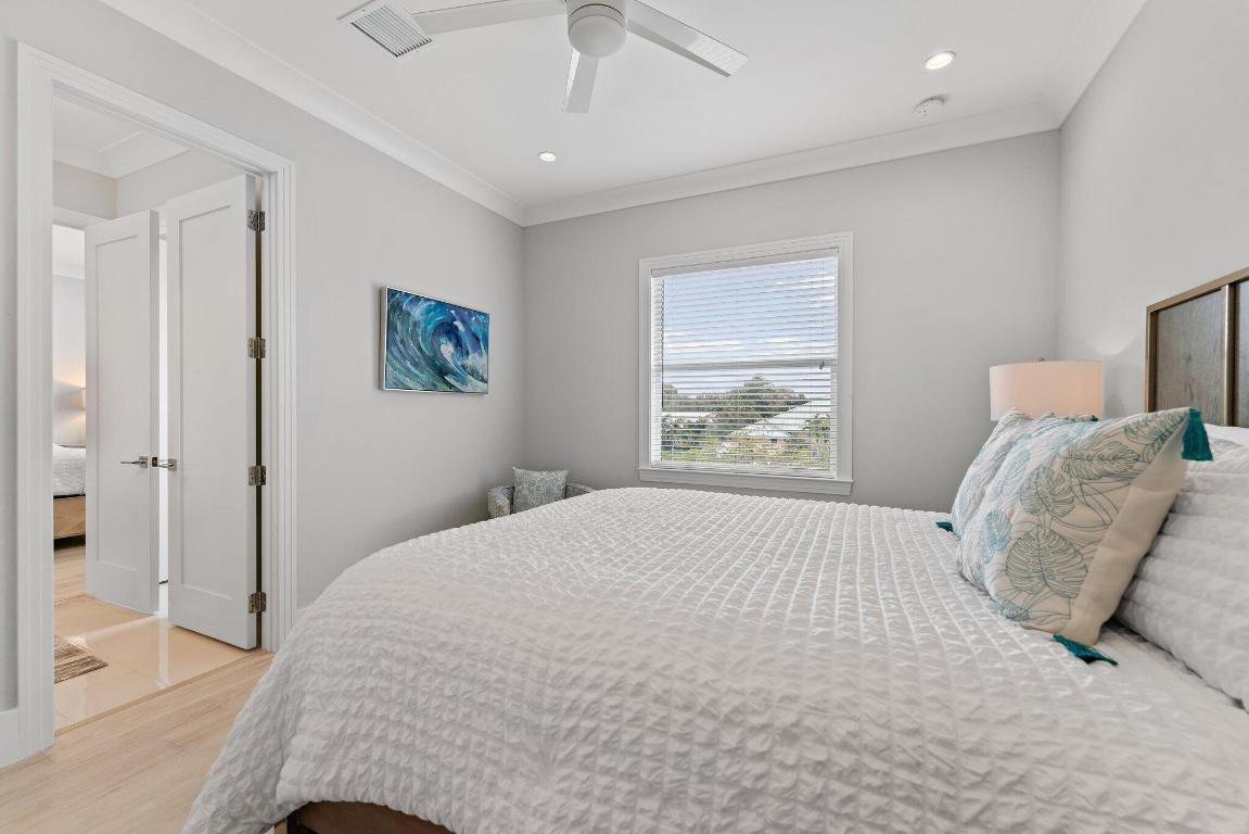 INTRACOASTAL PARK - Residential