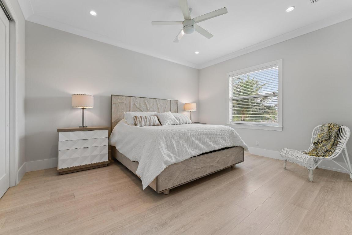 INTRACOASTAL PARK - Residential