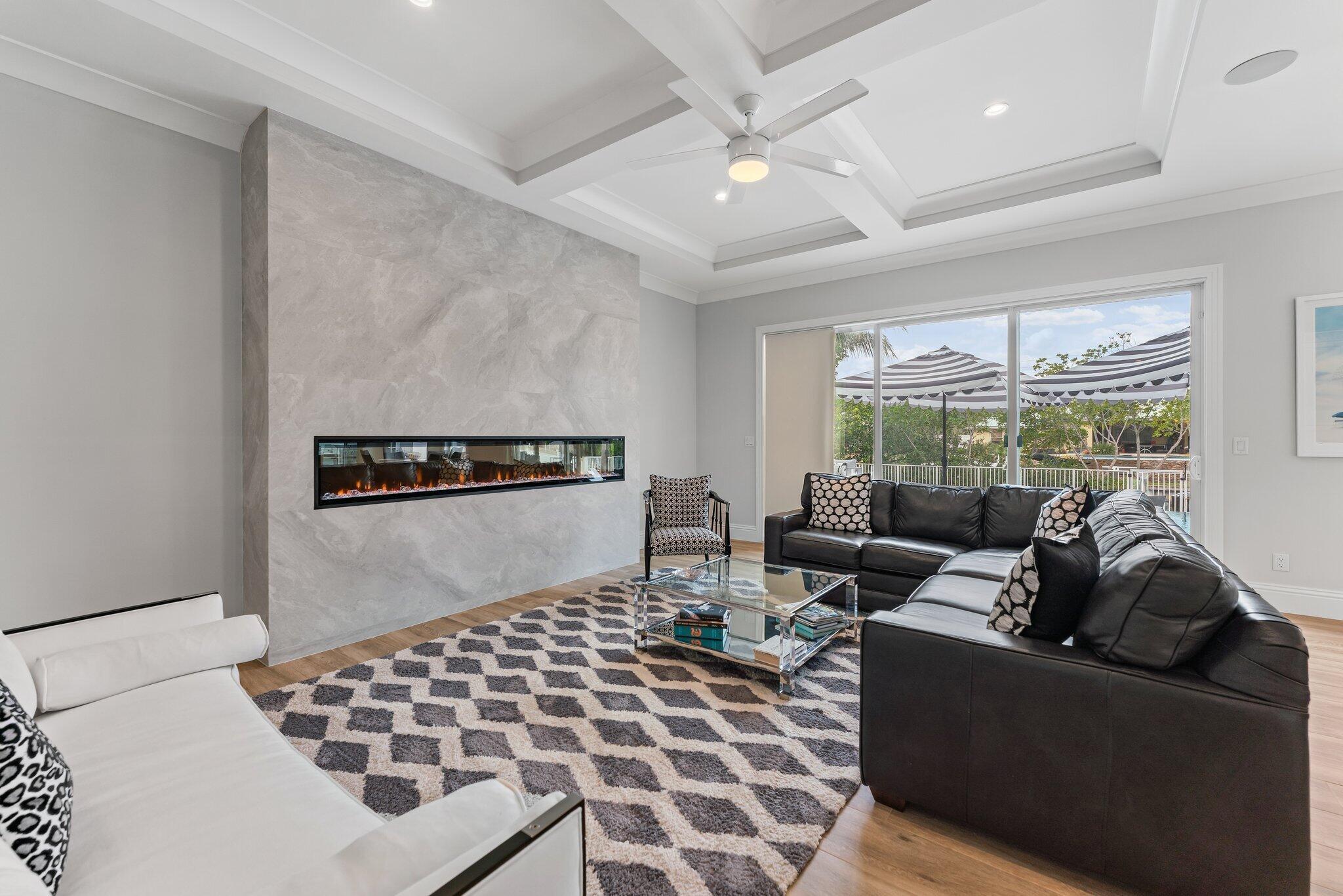 INTRACOASTAL PARK - Residential