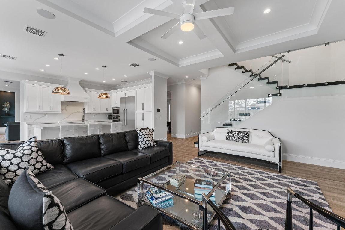 INTRACOASTAL PARK - Residential