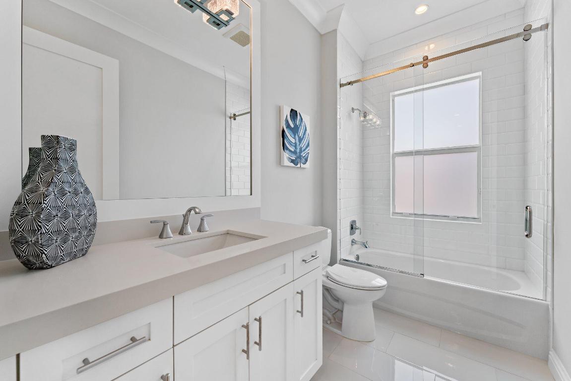 INTRACOASTAL PARK - Residential