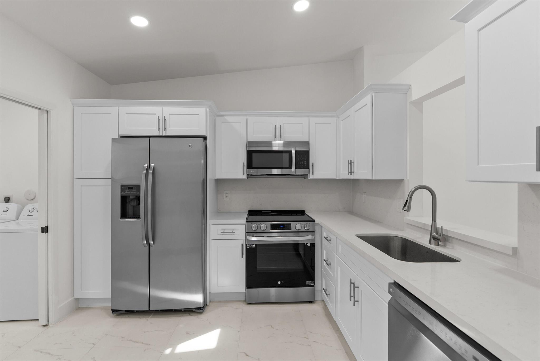 WHISPER WALK - Residential