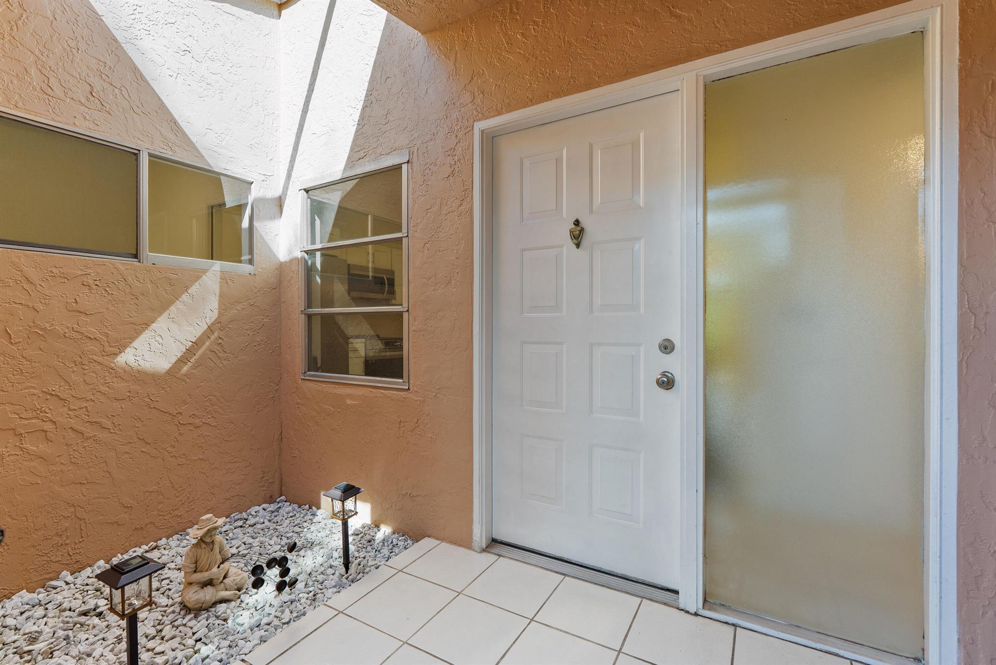 WHISPER WALK - Residential