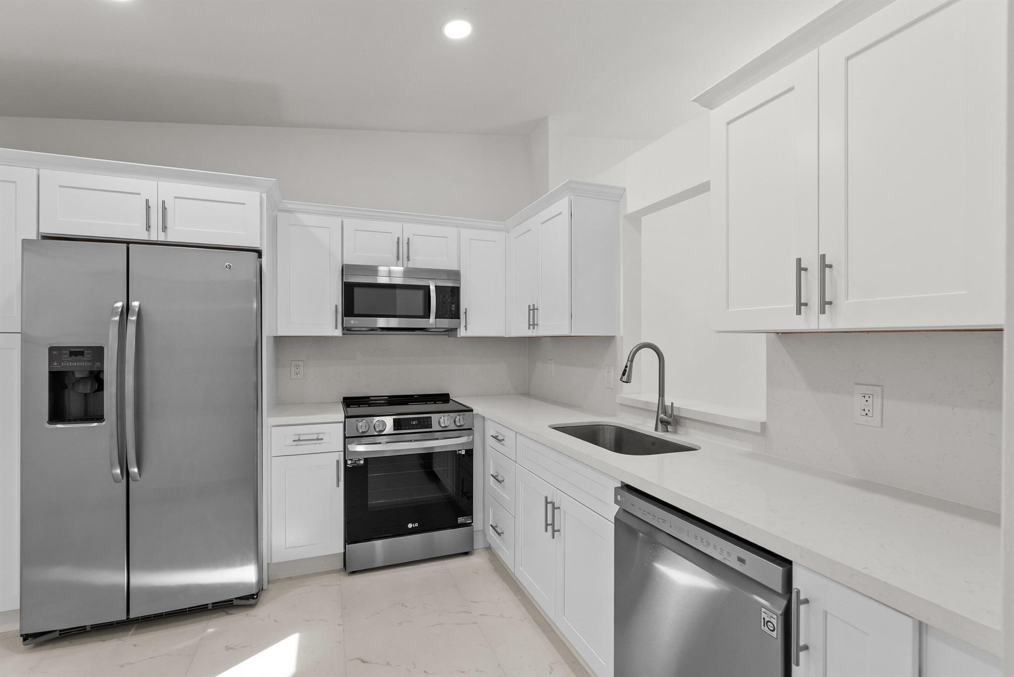 WHISPER WALK - Residential