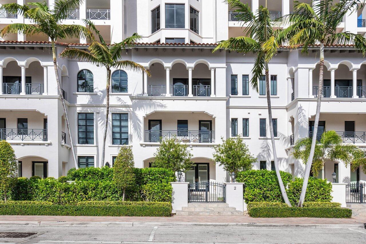 200 EAST PALMETTO PARK CO - Residential