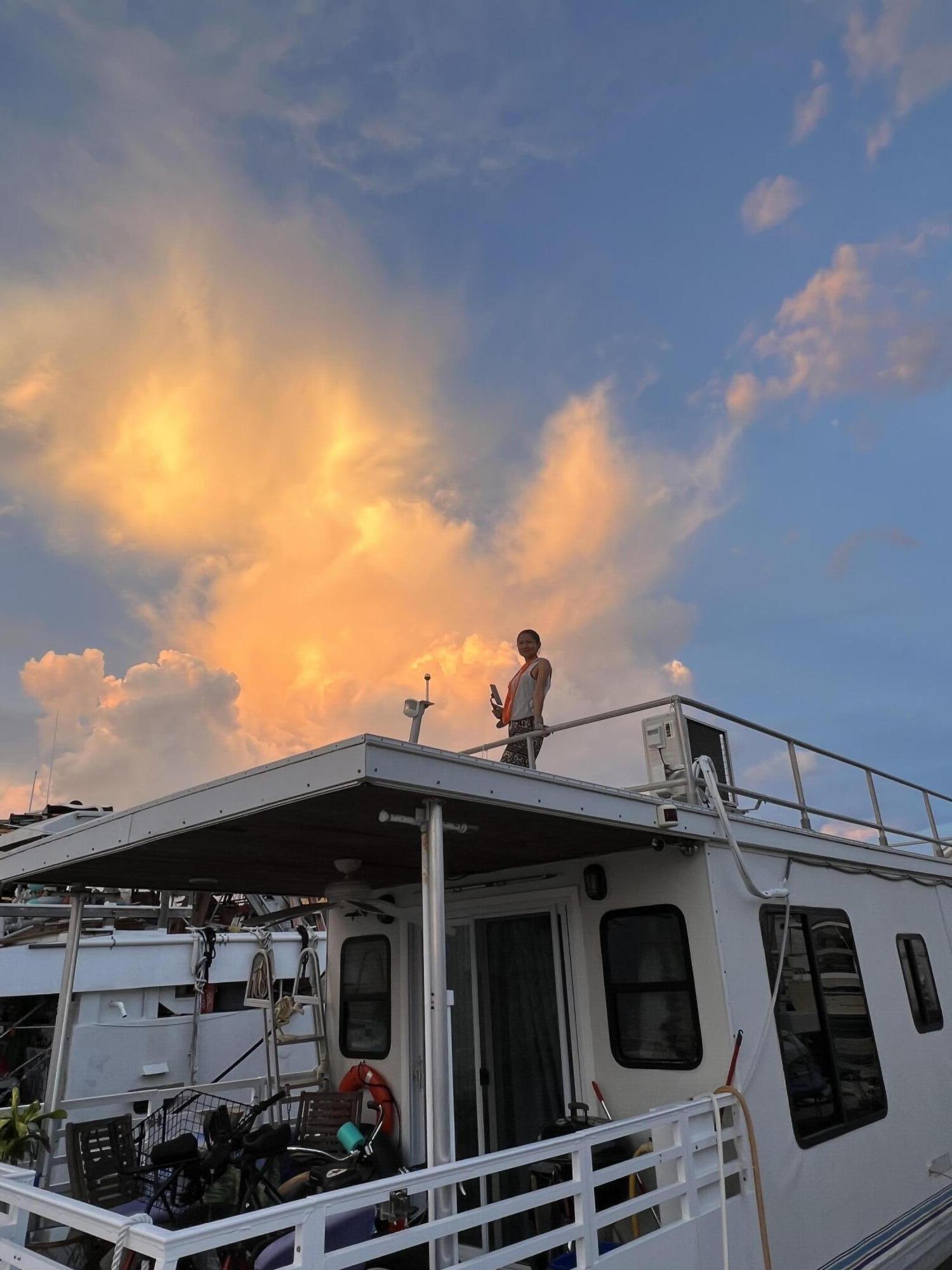 1801 N Roosevelt Boulevard N