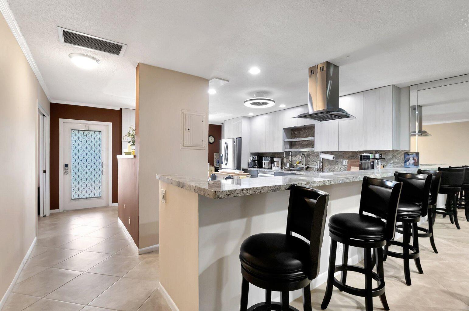 1710 NW 18th Avenue 204