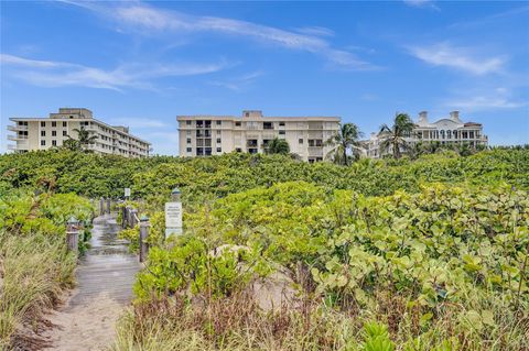 A home in Palm Beach Shores