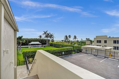 A home in Palm Beach Shores