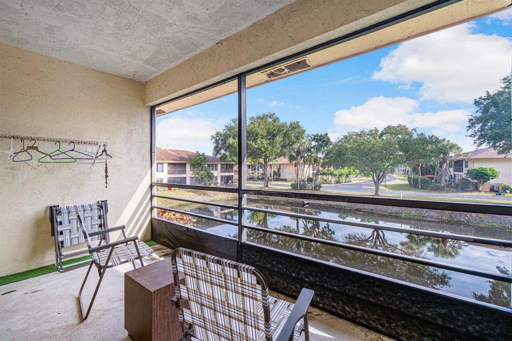 PALM GREENS AT VILLA DEL RAY CONDO - Residential