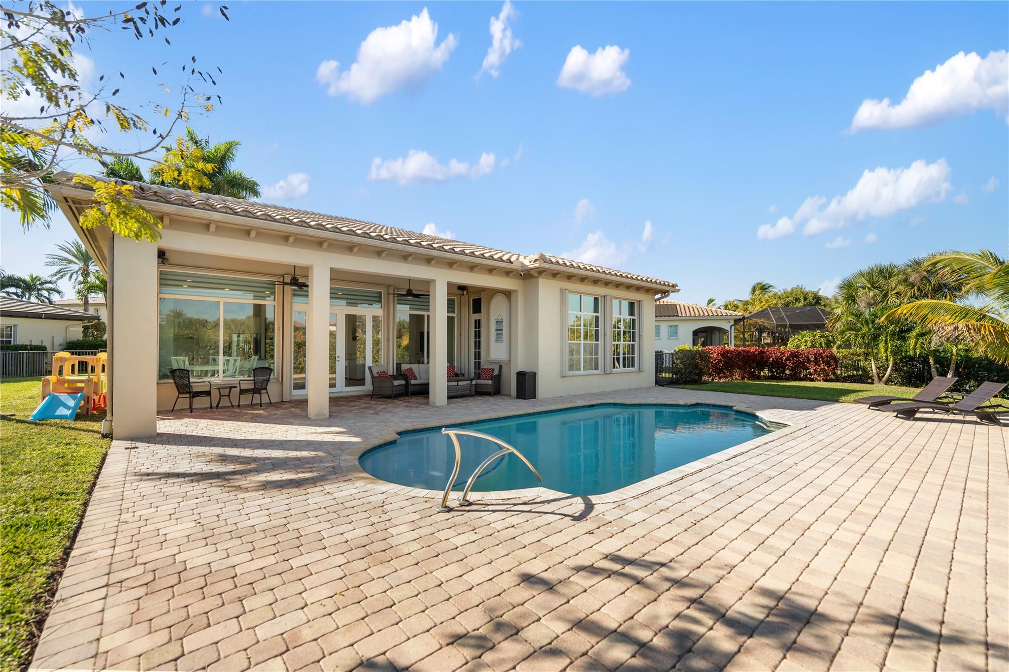 Meadowbrook/Heron Bay - Residential