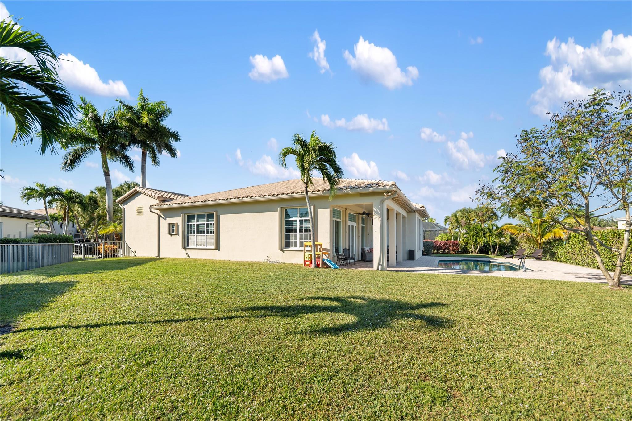 Meadowbrook/Heron Bay - Residential