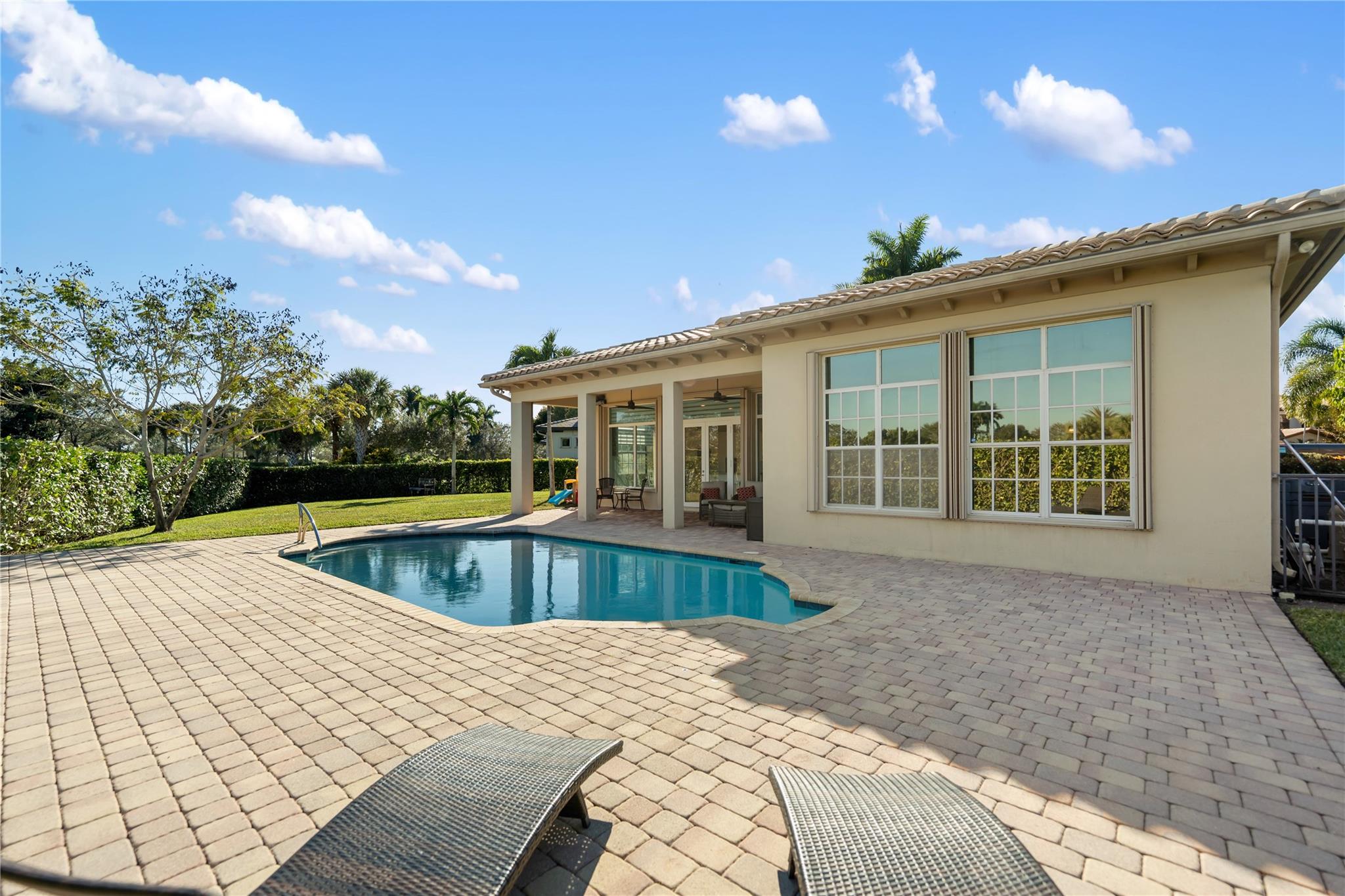 Meadowbrook/Heron Bay - Residential