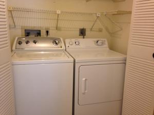 WINDWOOD UNIT I - Residential Lease