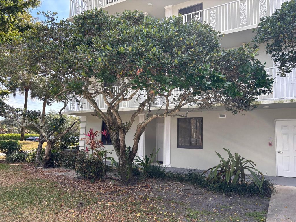 Photo of 2561 Village Boulevard, West Palm Beach, FL 33409 (MLS # B26023106)