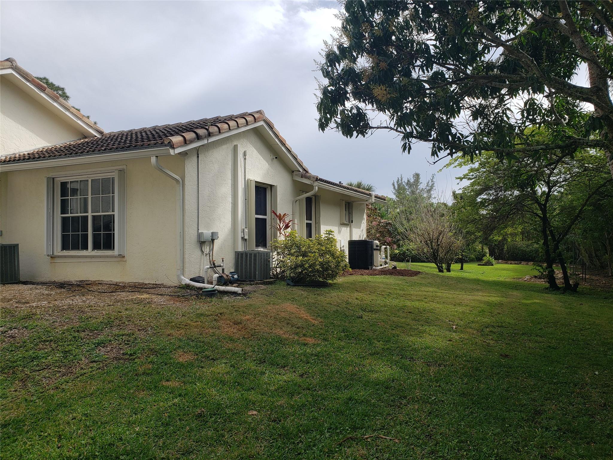 THE ACREAGE - Residential