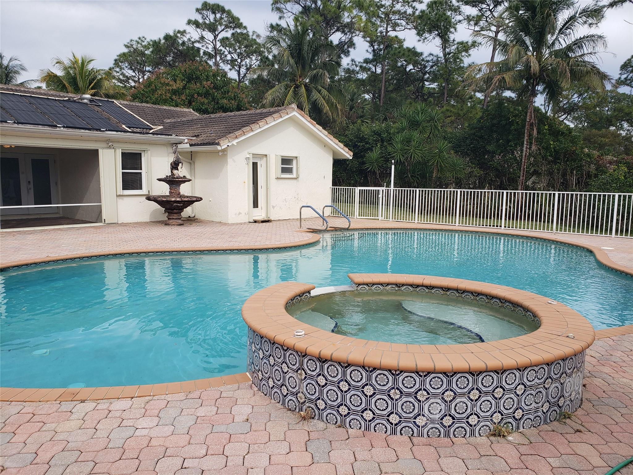 THE ACREAGE - Residential