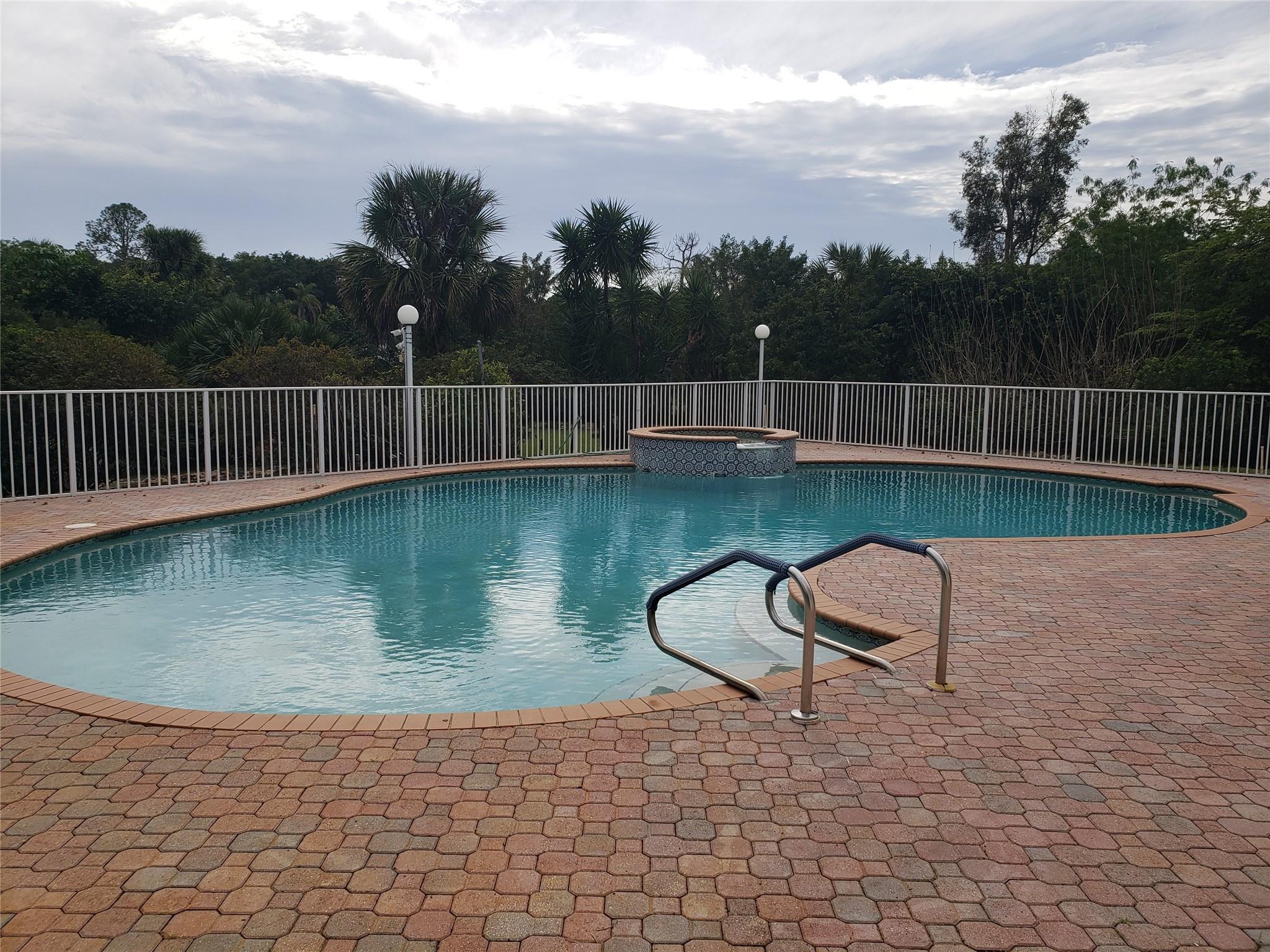 THE ACREAGE - Residential