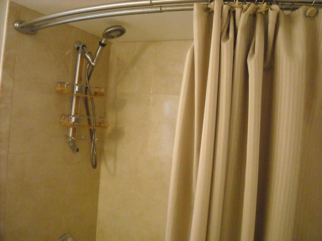 STRATFORD CONDOMINIUM - Residential