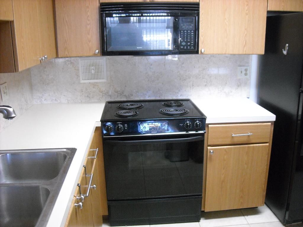 STRATFORD CONDOMINIUM - Residential