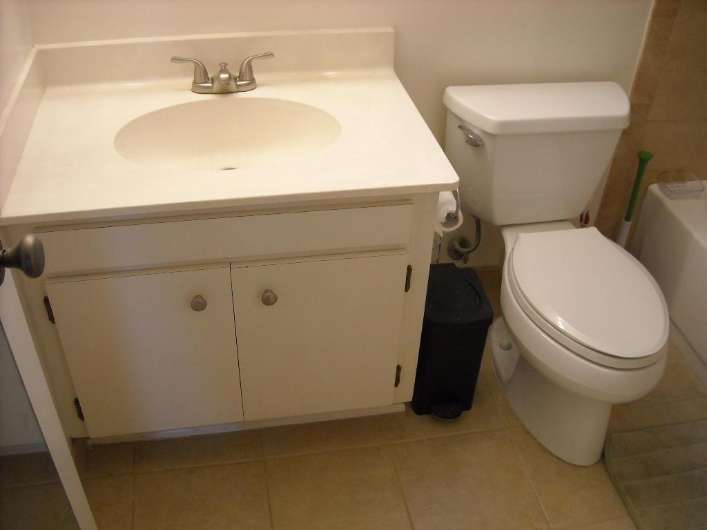 STRATFORD CONDOMINIUM - Residential