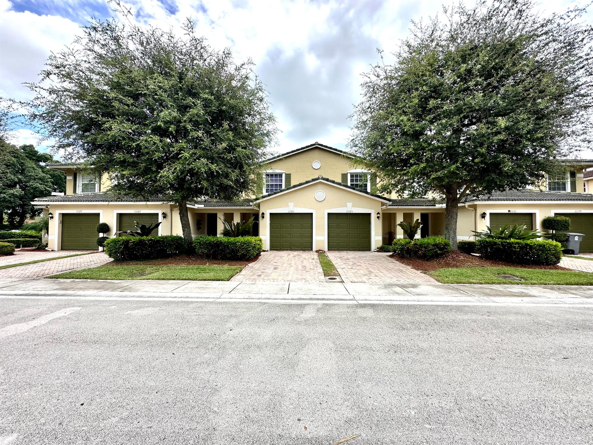Beautiful 2 story townhouse with 2 bedrooms and 2 and a half bathrooms! Granite counter tops, SS appliances, tile floors in all main living areas, and carpeted bedrooms. Lake and fountain views from second floor master bedroom! Cute backyard patio. Washer/dryer in the unit. 1 car garage and one driveway space. The community has a pool, a playground, and a walking path.