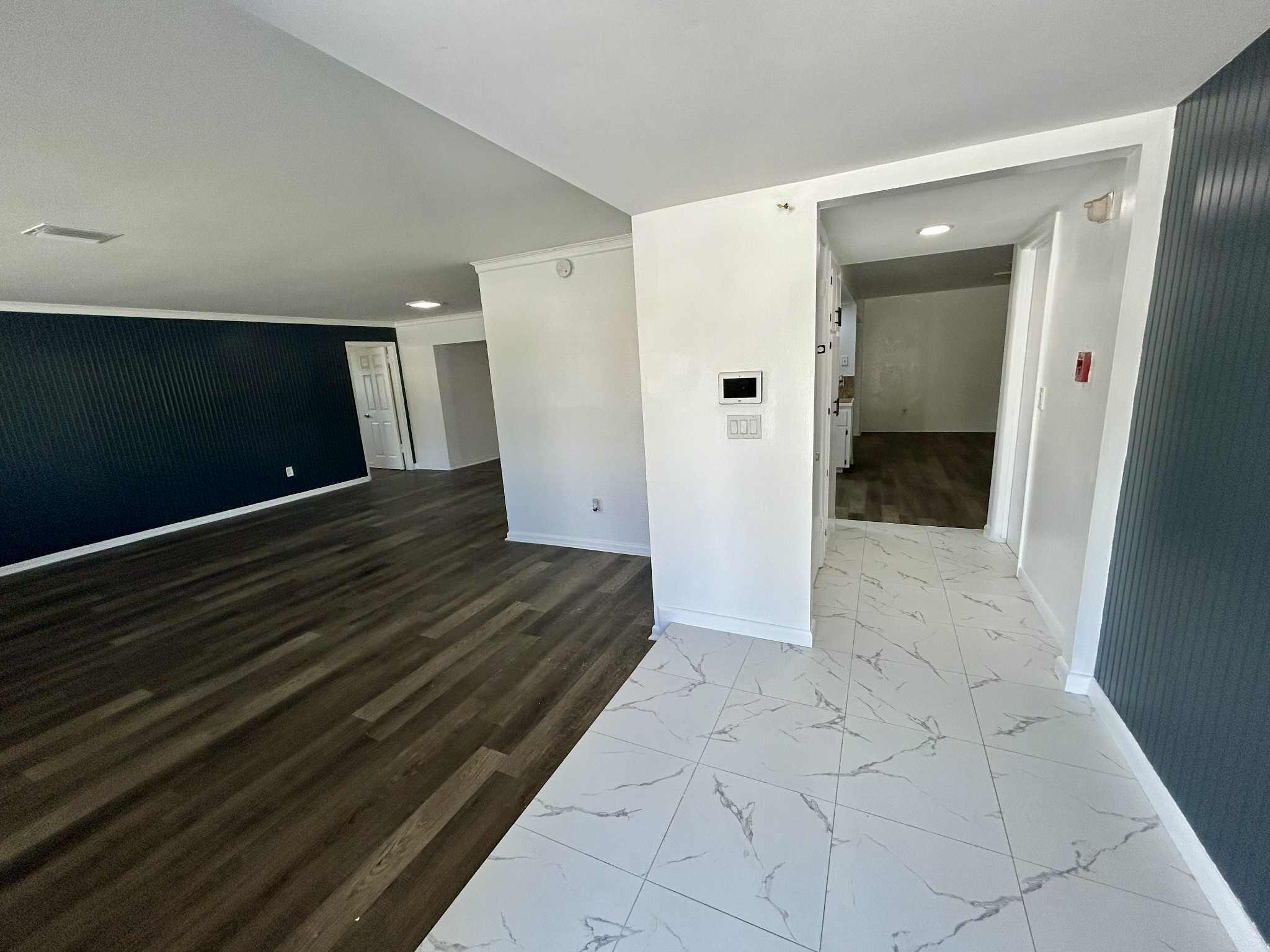 RIVER PARK UNIT 4 - Residential Lease