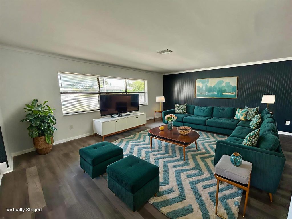 Photo of 356 SE Prima Vista Boulevard, Port Saint Lucie, FL 34983 (MLS # R11118233)