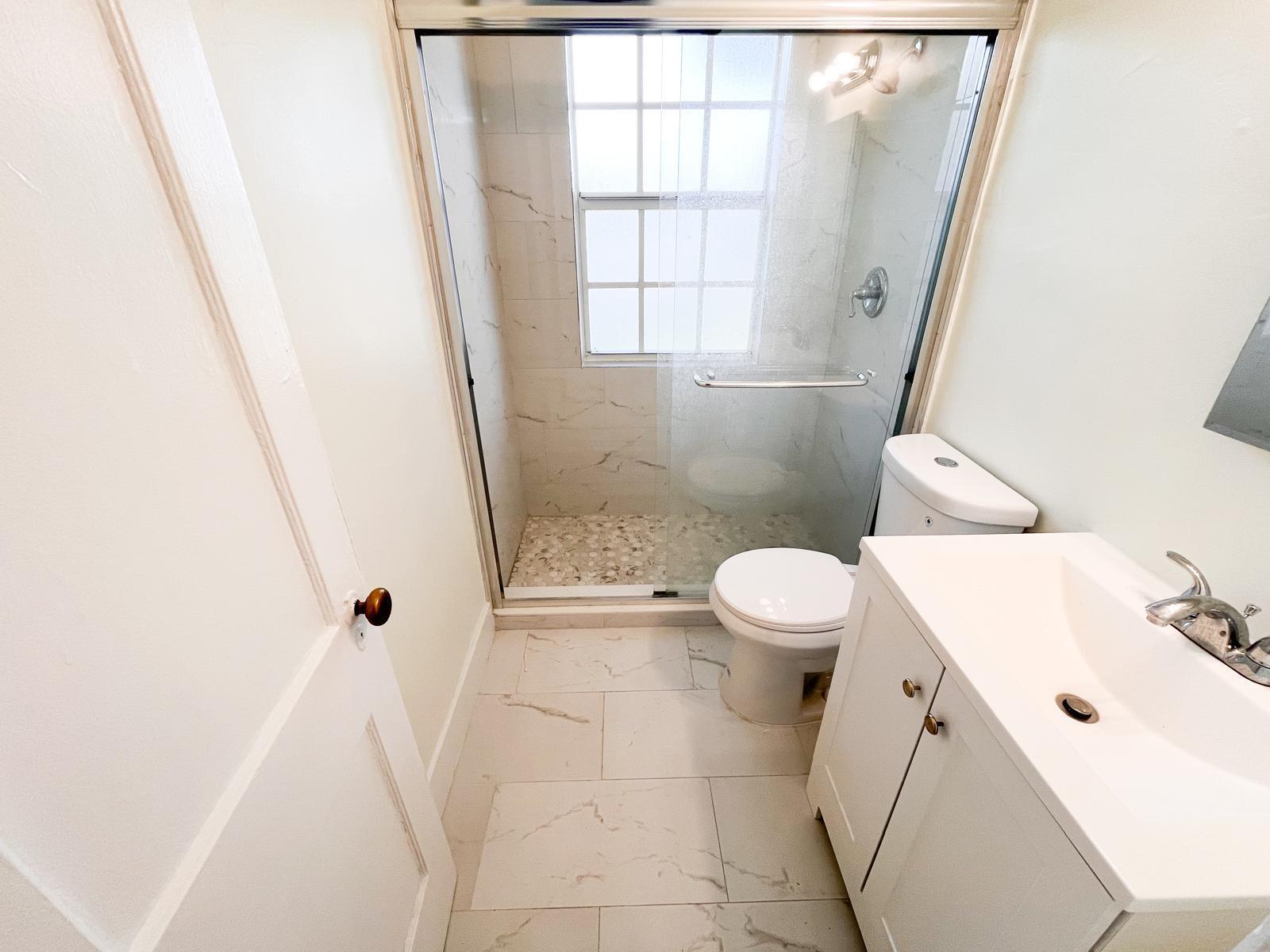 GRANDVIEW HEIGHTS - Residential Lease