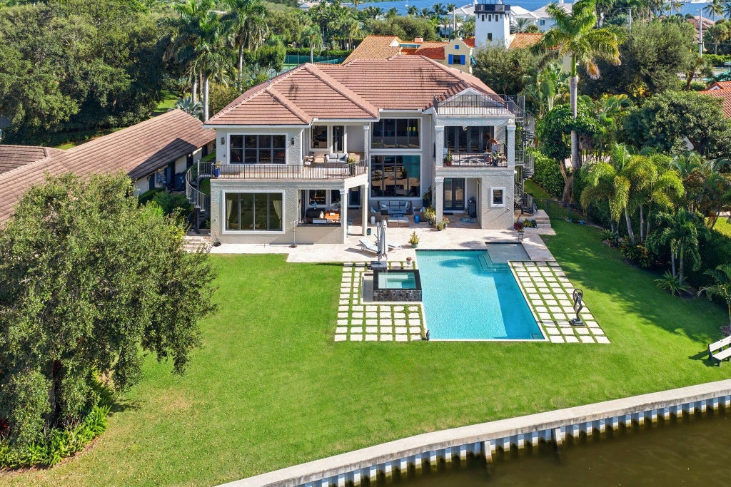 Photo of 1950 Portage Landing N, North Palm Beach, FL 33408 (MLS # B26086395)