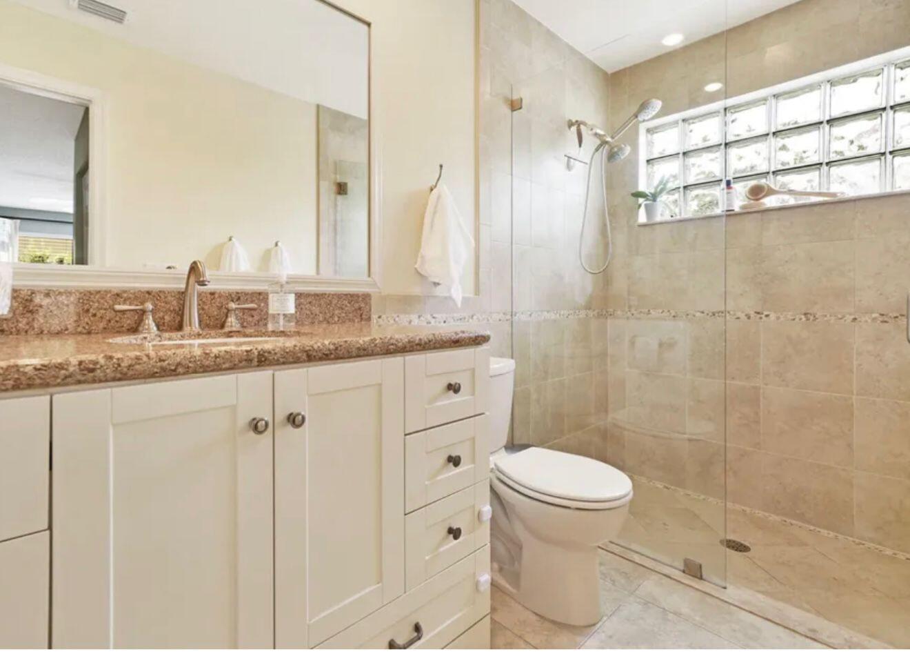WELLINGTON TR 42B - Residential Lease