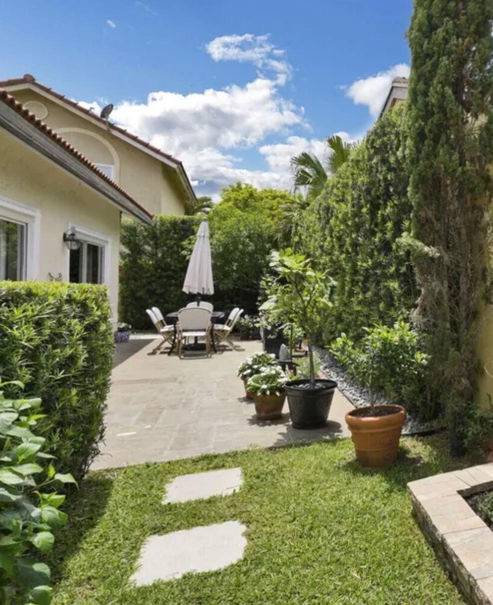 WELLINGTON TR 42B - Residential Lease