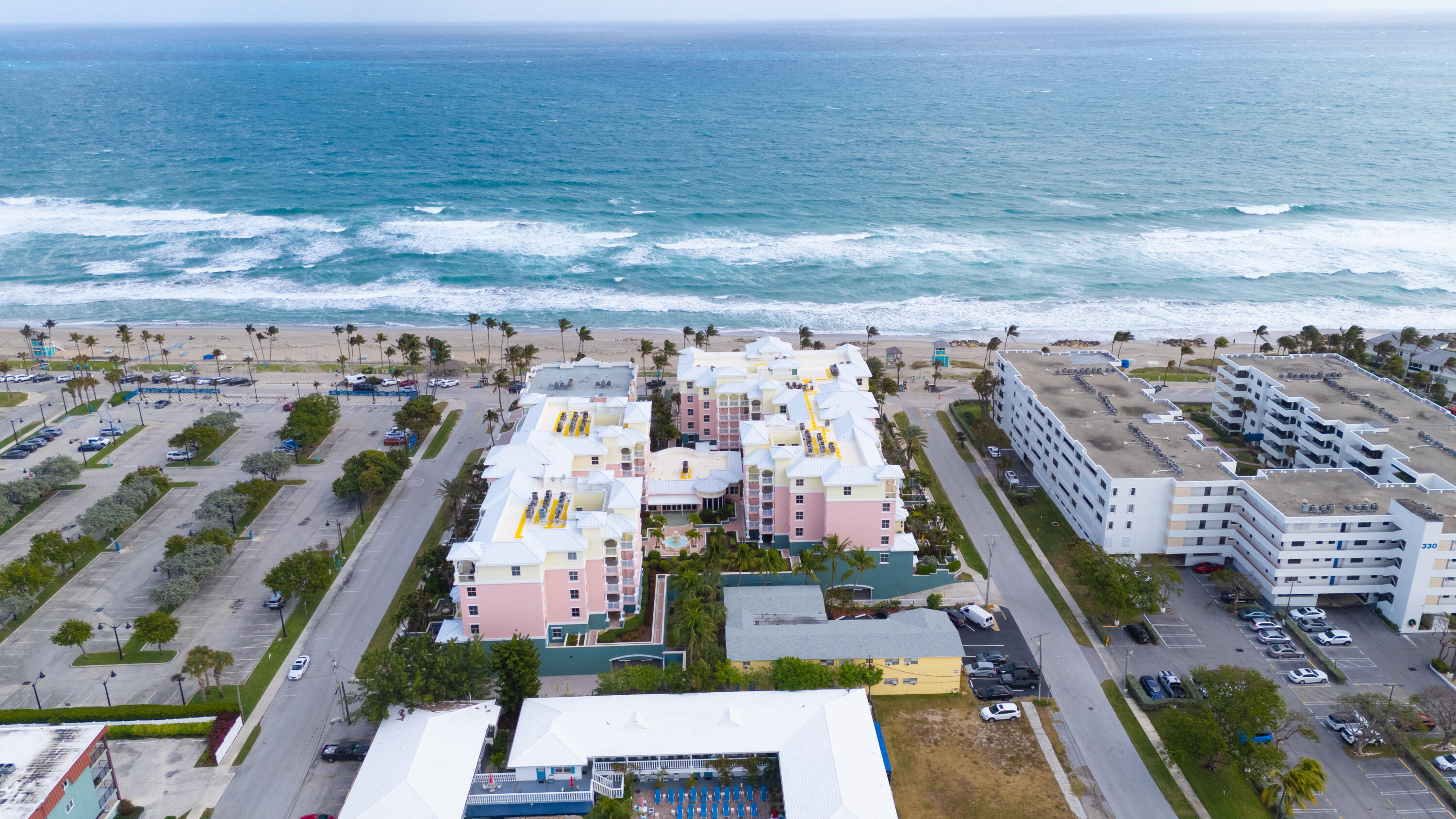 OCEAN PLAZA ON DEERFIELD BEACH - Residential