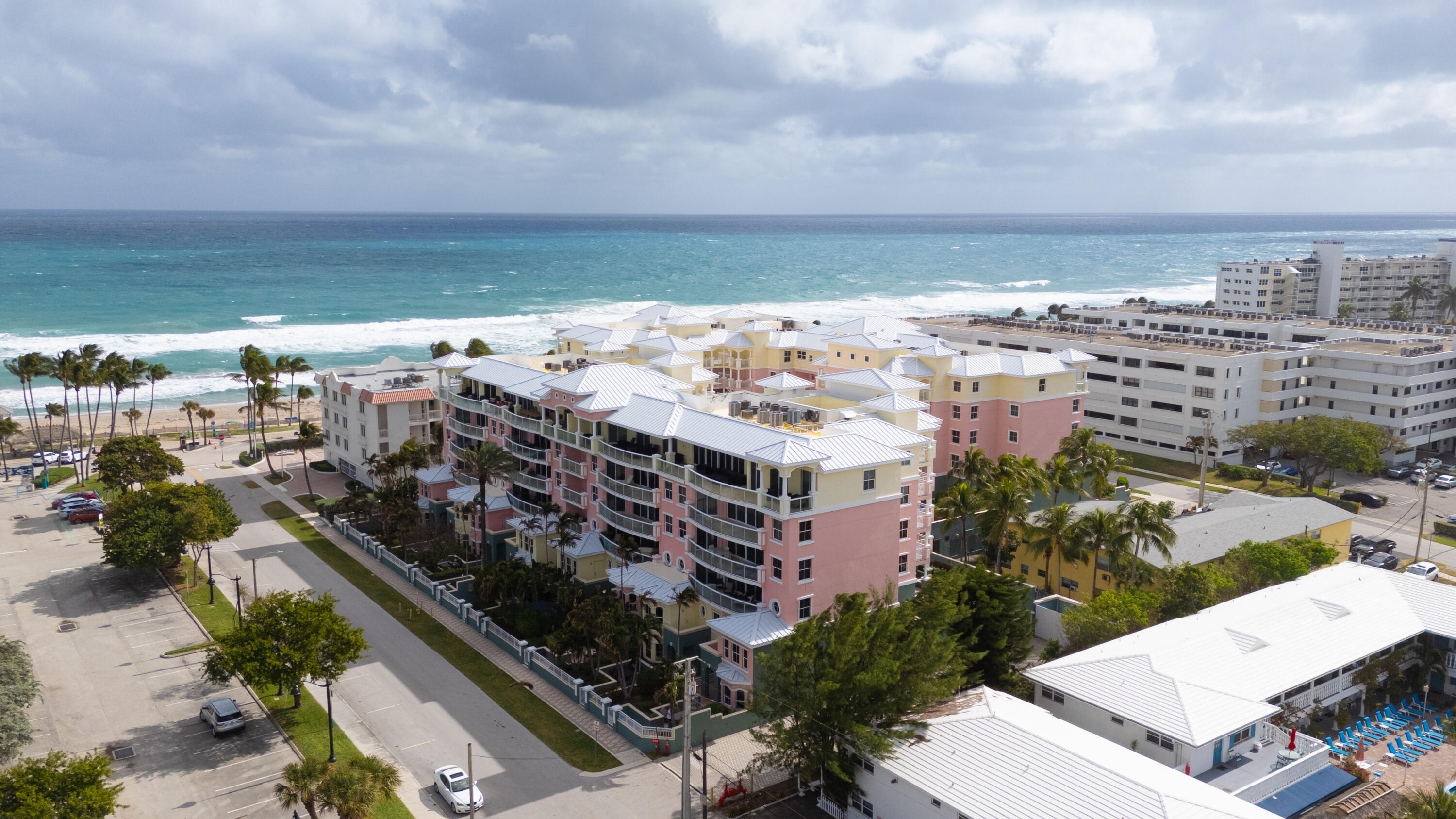 OCEAN PLAZA ON DEERFIELD BEACH - Residential