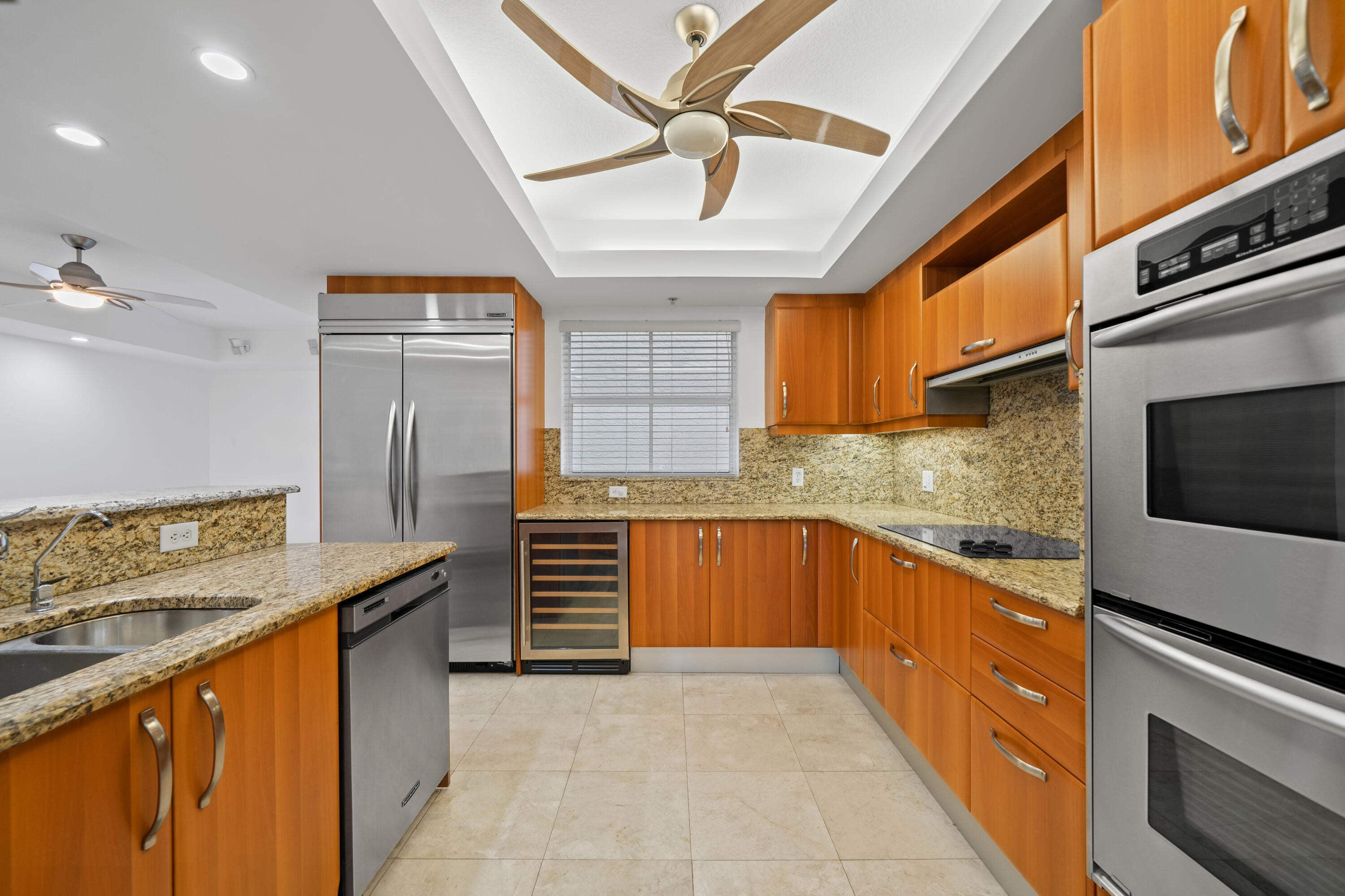 OCEAN PLAZA ON DEERFIELD BEACH - Residential