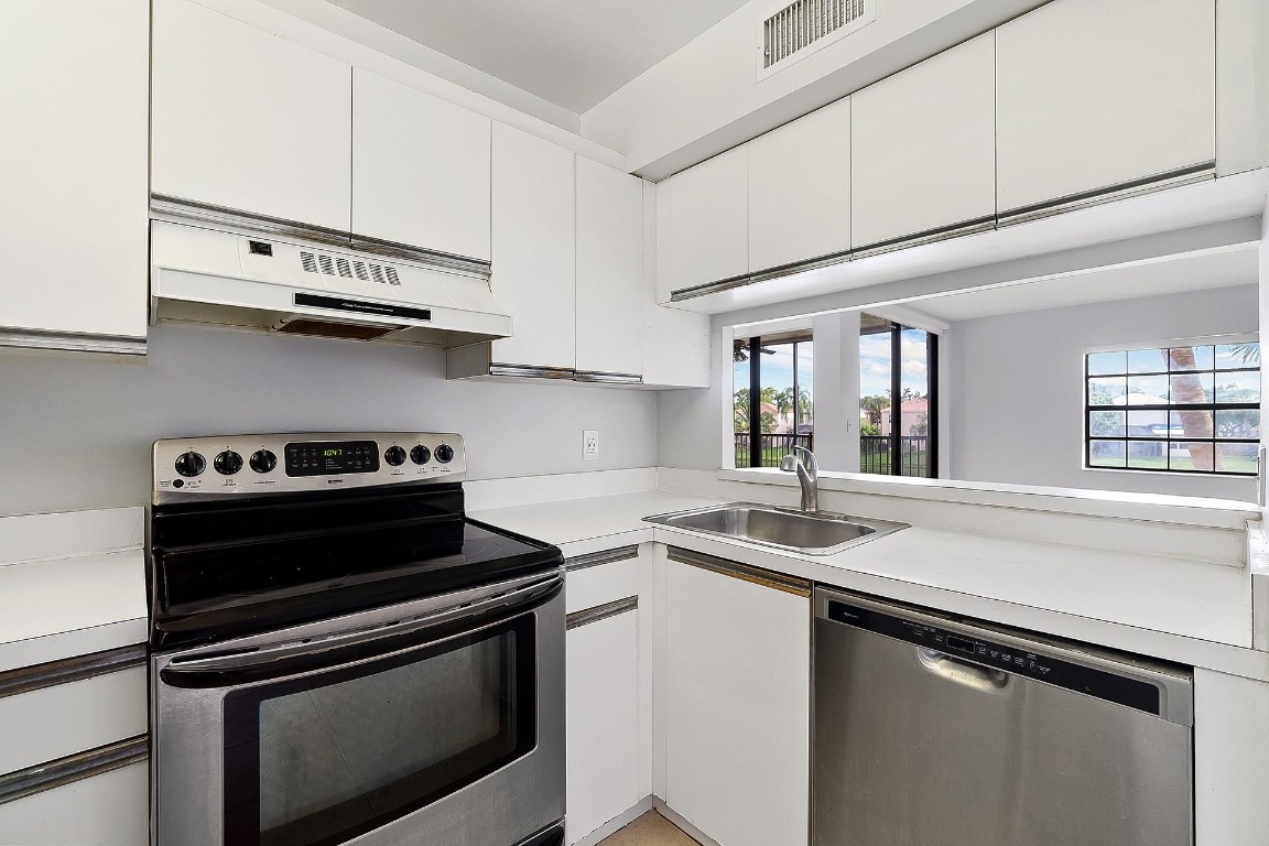 OPTIMA VILLAGE - Residential