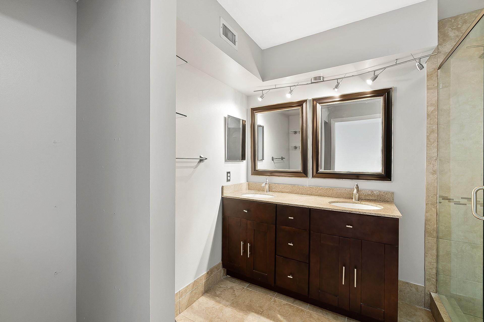 OPTIMA VILLAGE - Residential