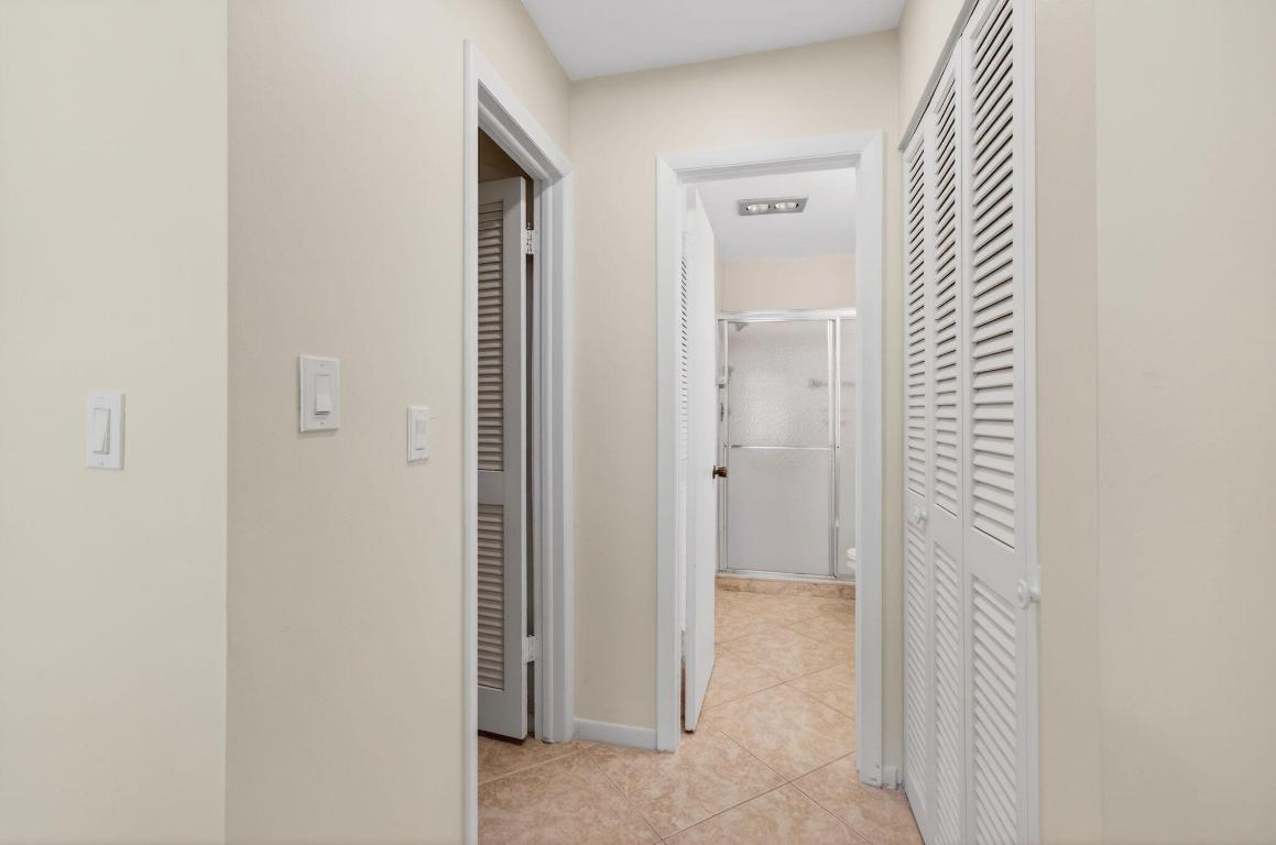 PALM GREENS AT VILLA DEL RAY CONDO II - Residential