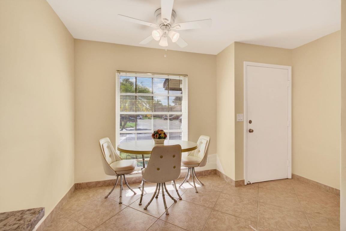 PALM GREENS AT VILLA DEL RAY CONDO II - Residential