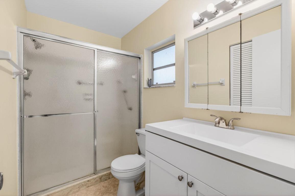 PALM GREENS AT VILLA DEL RAY CONDO II - Residential