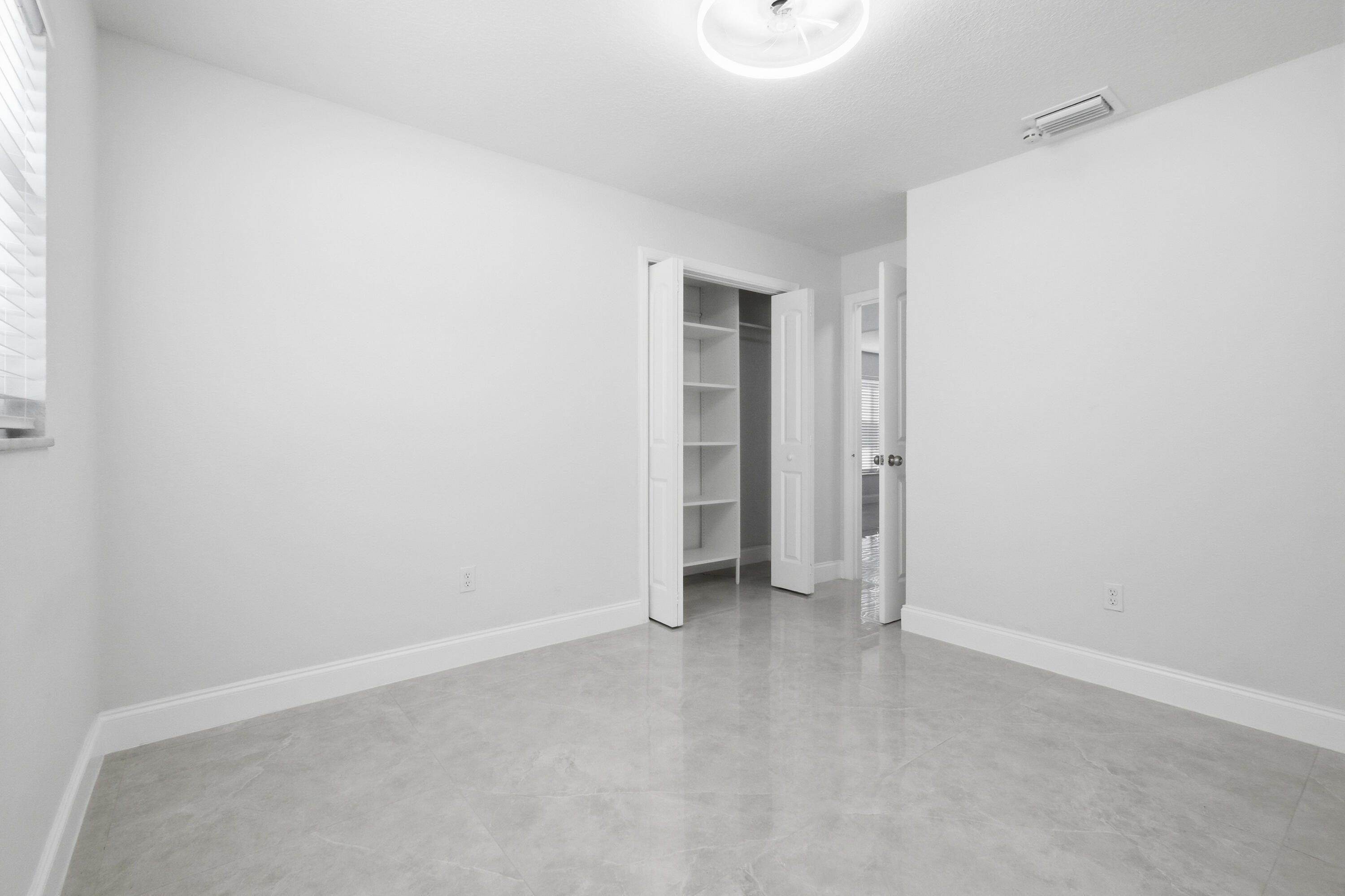 SANDALFOOT COVE SEC 3 - Residential