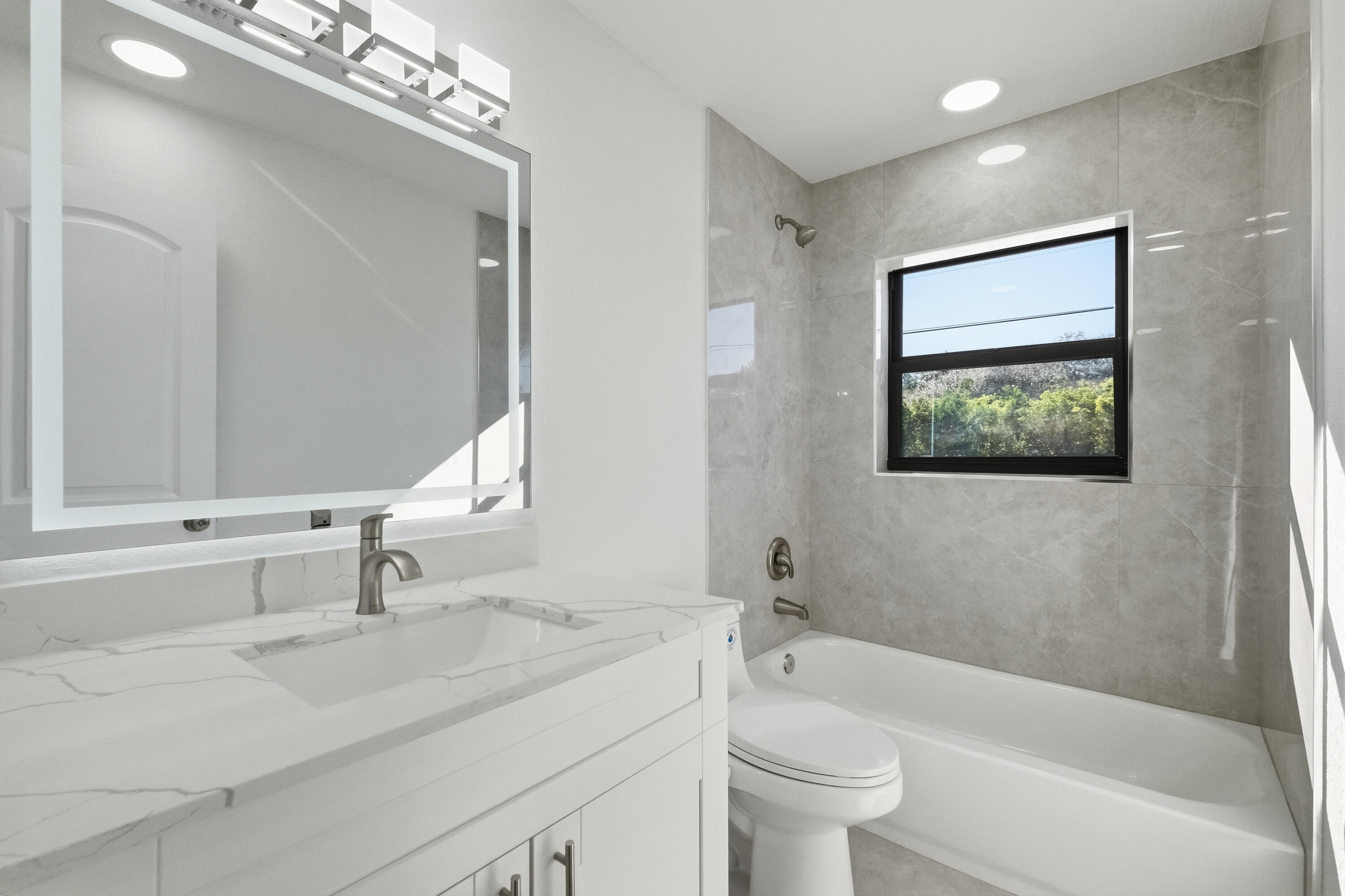 SANDALFOOT COVE SEC 3 - Residential