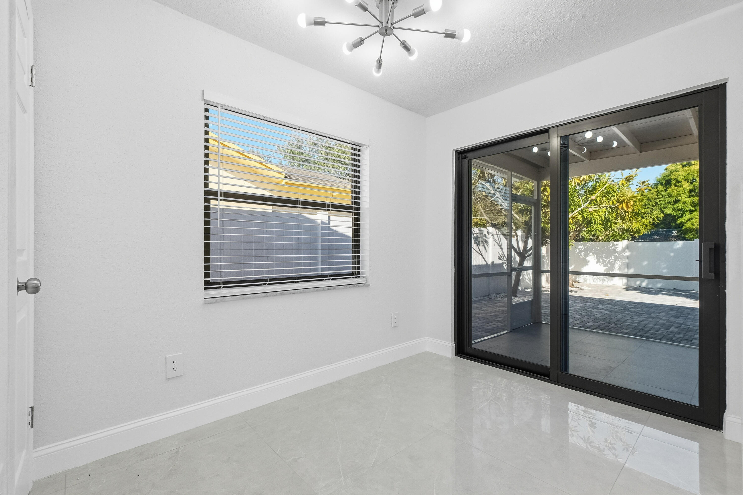 SANDALFOOT COVE SEC 3 - Residential